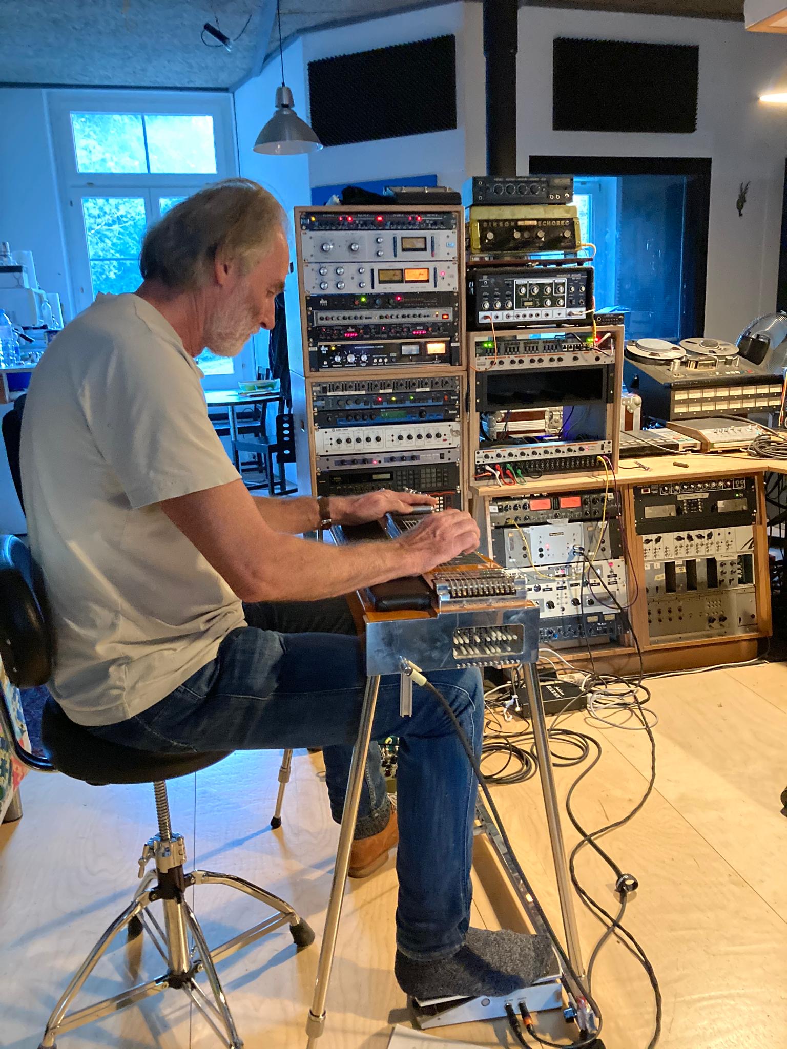 2664763b-057d-4f0d-80dd-5b342b74e2a5